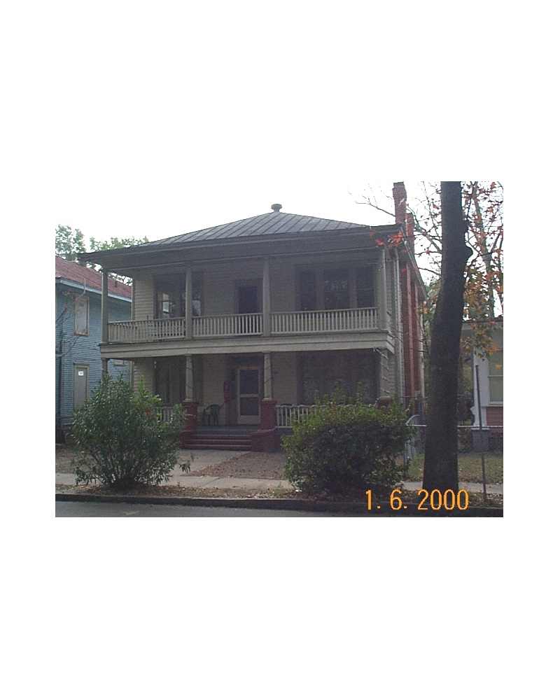 A gray house; Actual size=240 pixels wide