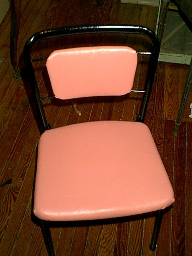 pinkchair.jpg
